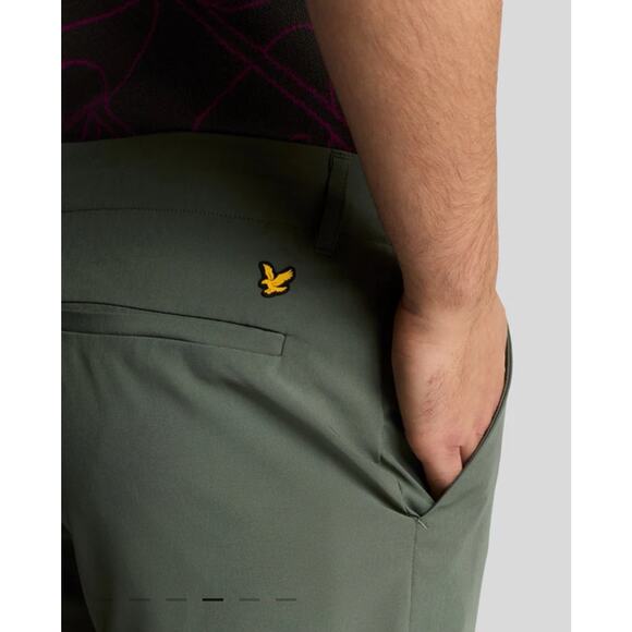 Lyle & Scott 5 Pocket Golf Shorts - Picture 6 of 9